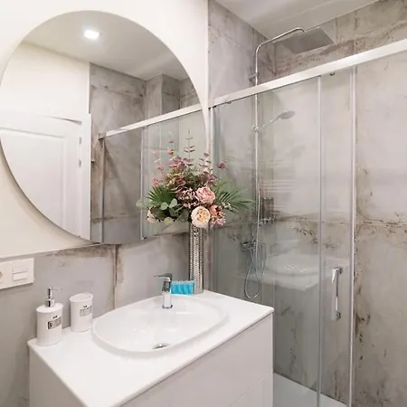 Mirakruz Zurriola With Ac 圣塞瓦斯蒂安